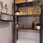 Charming Pheonix Parkside Flat